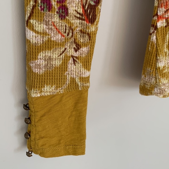 Anthropologie Pilcro Waffle Henley Long Sleeve Floral Top - Picture 7 of 10